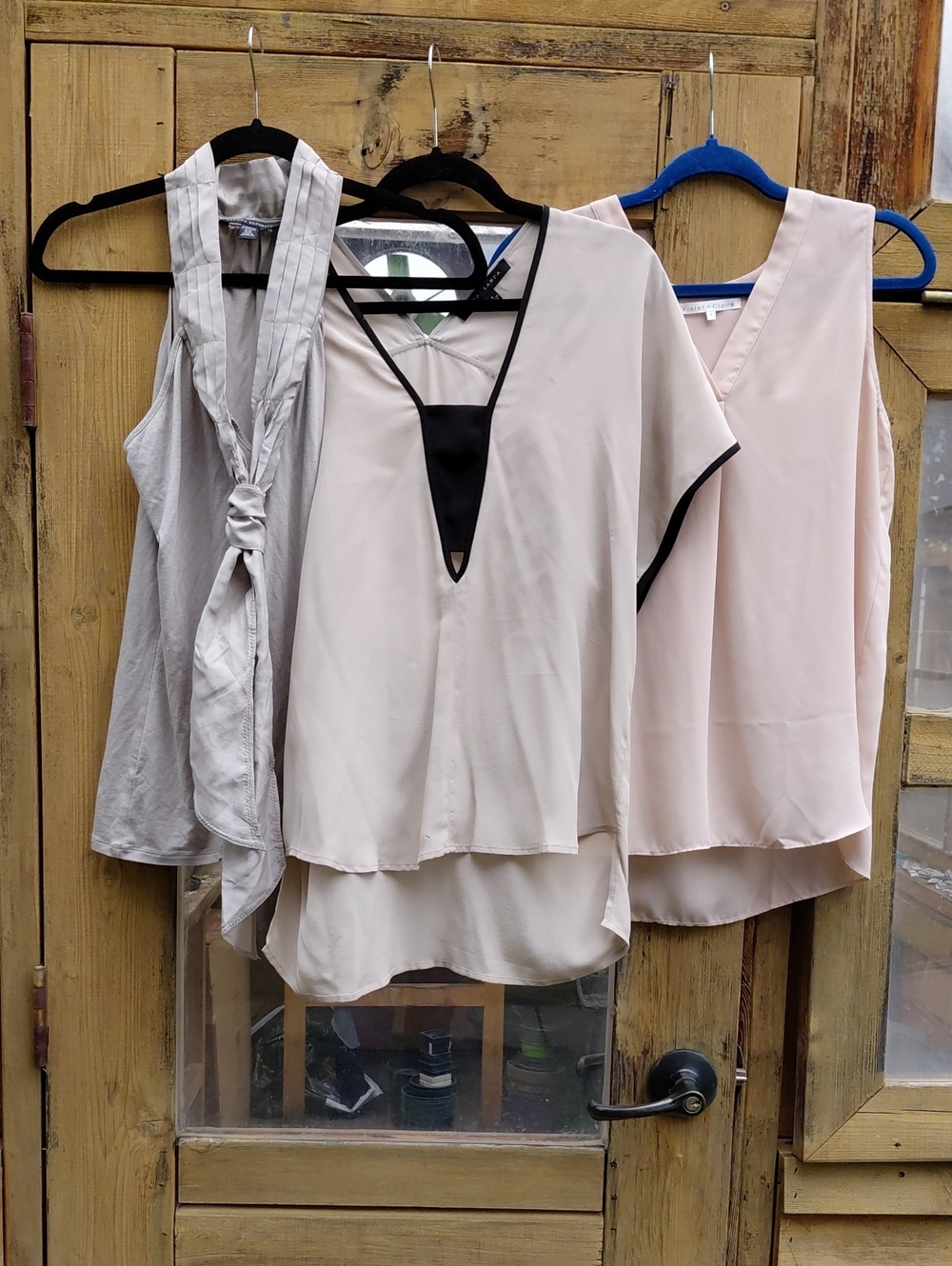 💫Women's Cream, Grey & Blush Blouse Bundle Size Small